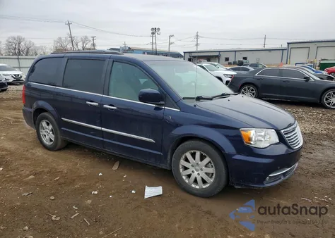 2016 Chrysler Town & Country Touring из США, поврежденный, VIN 2C4RC1BG4GR158341